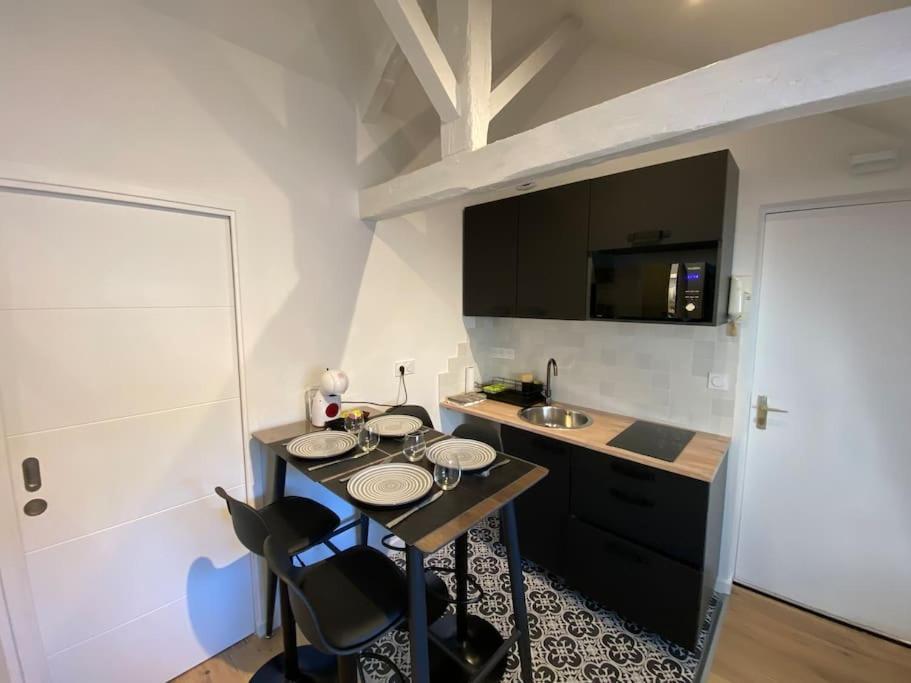 Appartement - Le Cocon Remois Reims Eksteriør bilde